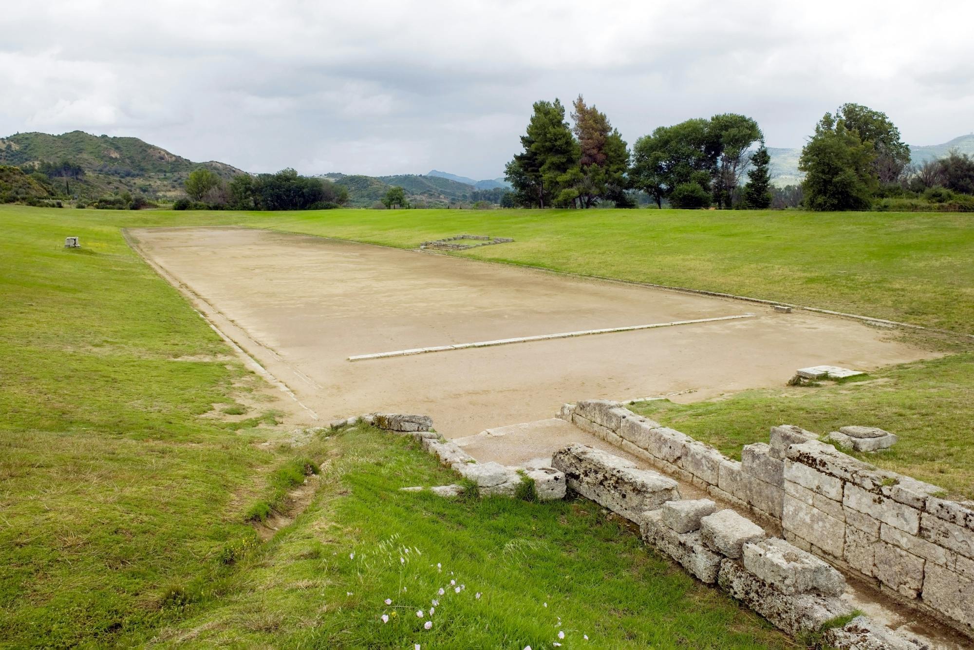 Guided tour of Ancient Olympia with a local expert
