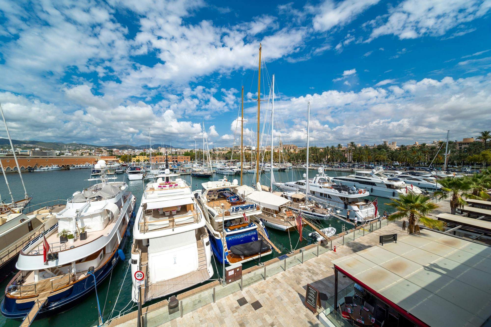 Palma tours with cathedral and Valldemossa options in Polish