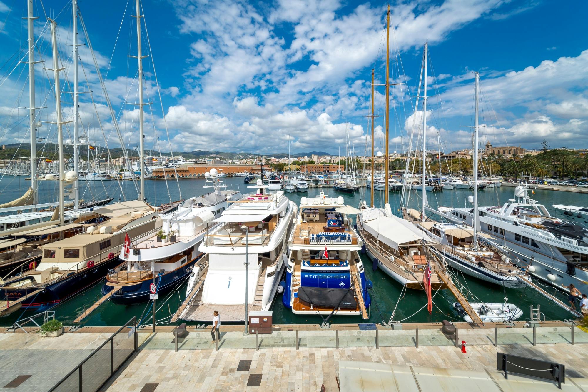Palma tours with cathedral and Valldemossa options in Polish