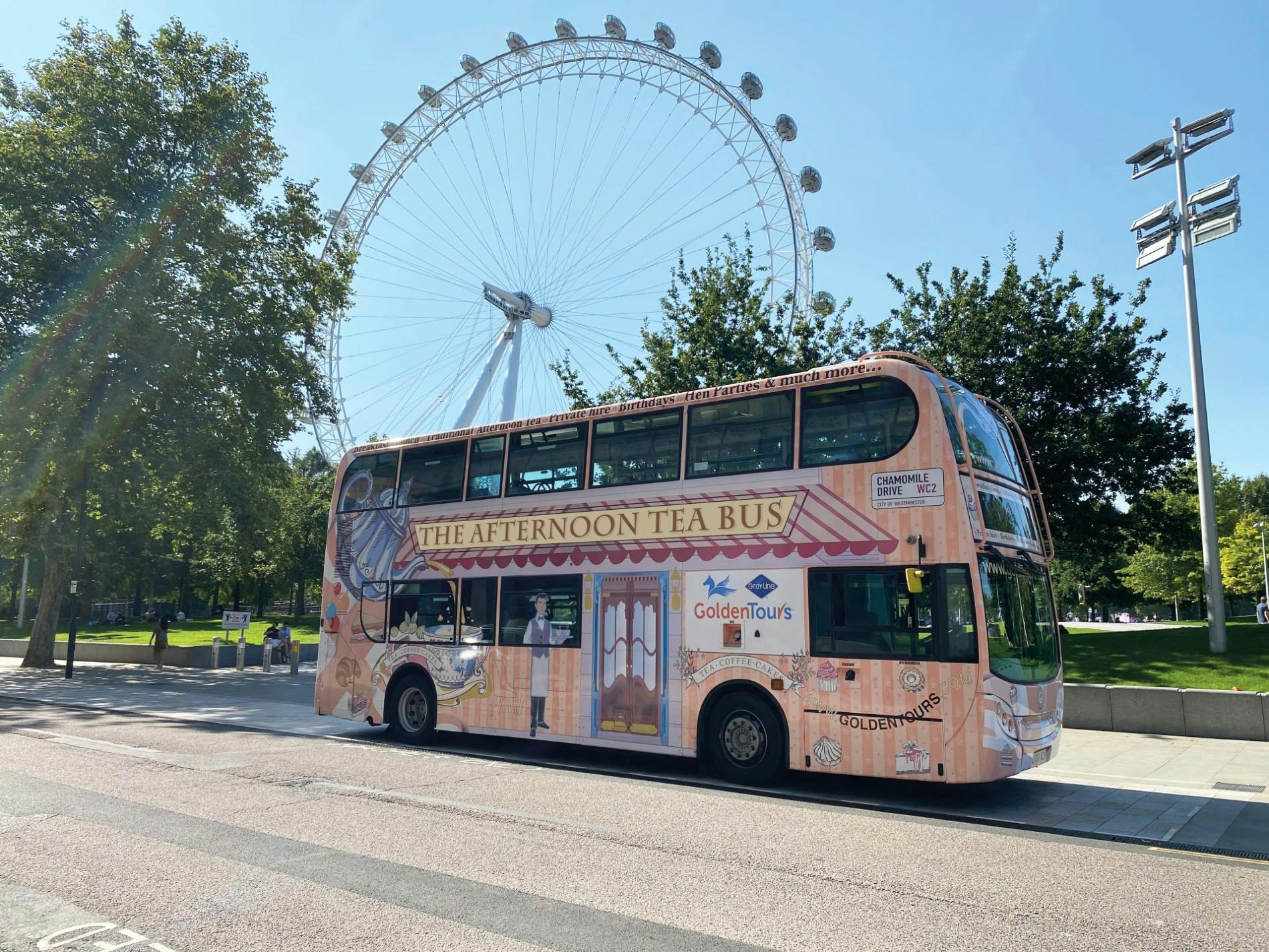 Recorrido panorámico con merienda en un autobús de dos pisos por Londres
