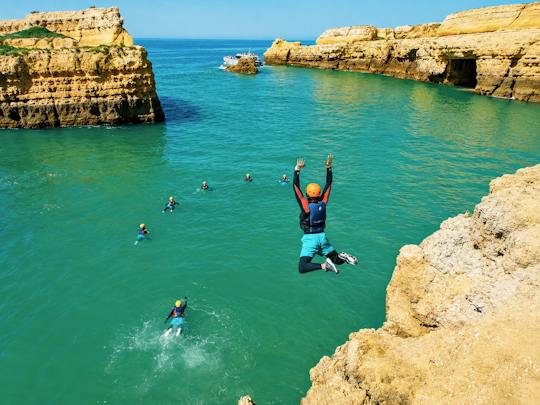 Coasteering experience in São Rafael beach