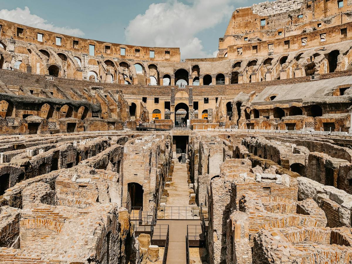 Ingresso al Colosseo, al Foro Romano e al Palatino con audioguida