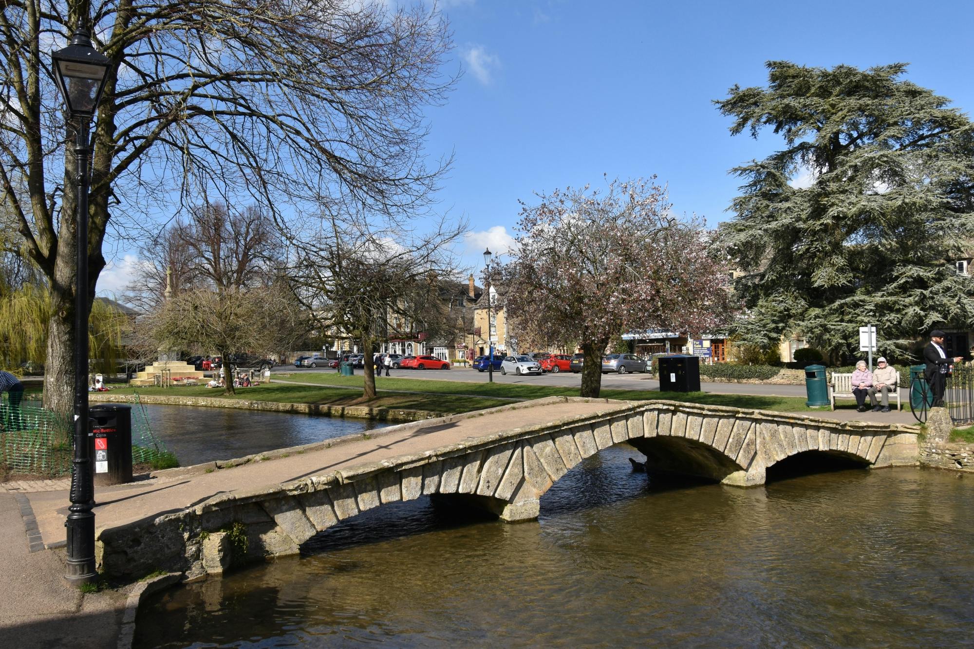 Prywatna wycieczka prywatna na cały dzień do Cotswolds z Londynu czarną taksówką