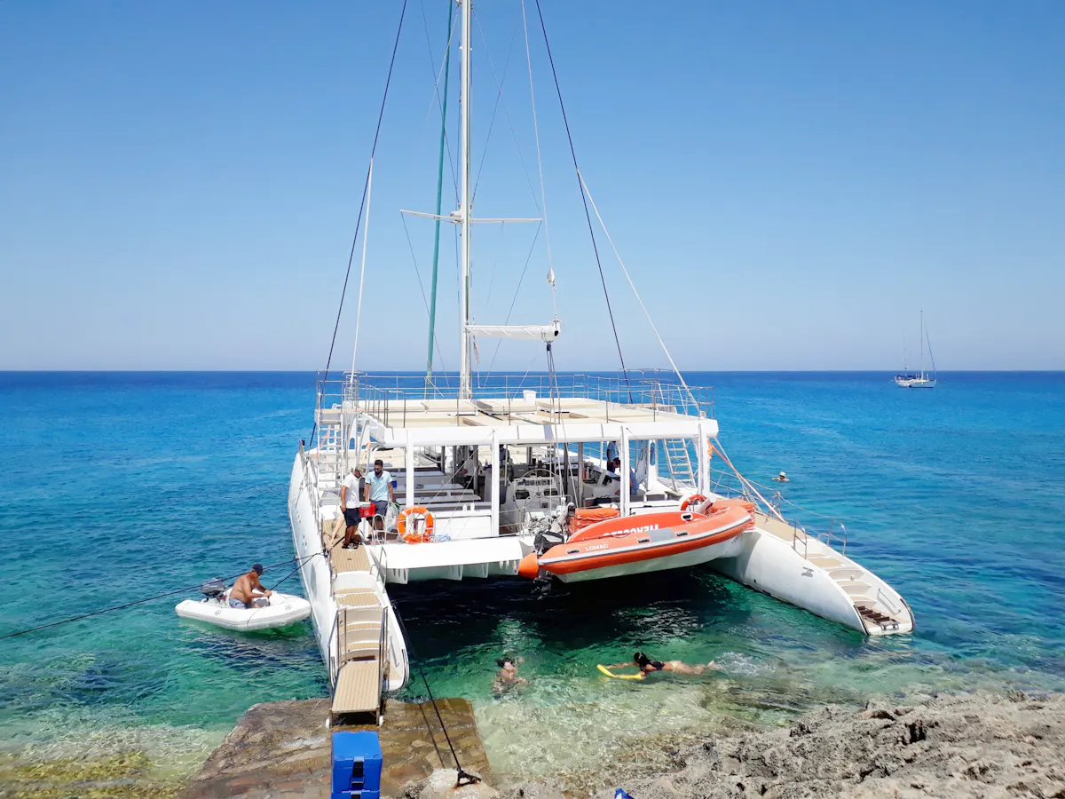 Konnos Bay relaxing catamaran trip