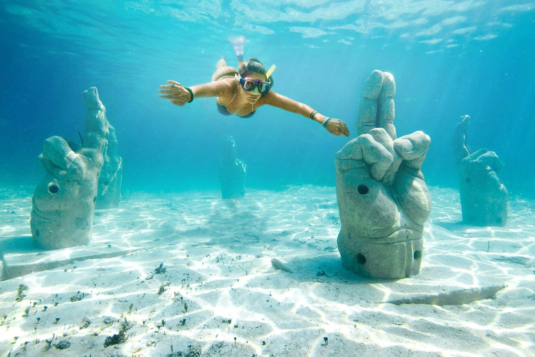 Isla Mujeres Catamaran Cruise, Beach Club & Snorkelling