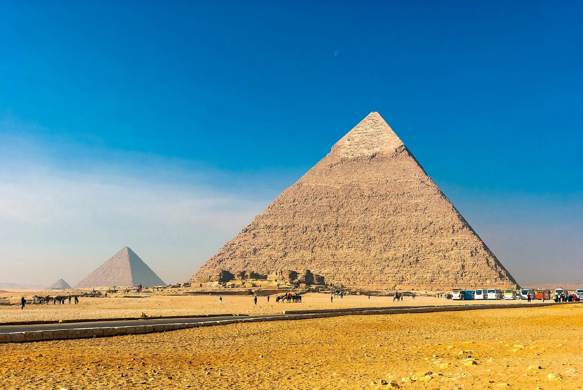 Excursão às Pirâmides de Gizé e à Esfinge a partir do Cairo