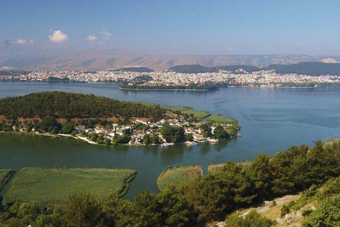 Meteora full-day tour from Lefkada
