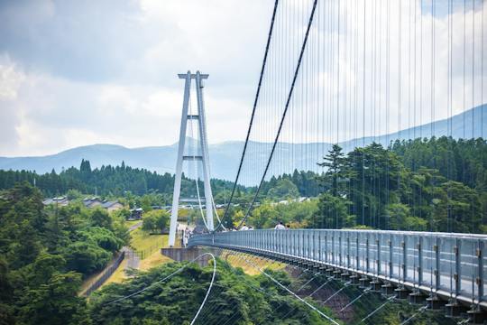 Private Beppu excursion with Beppu Hells and Kokonoe Bridge