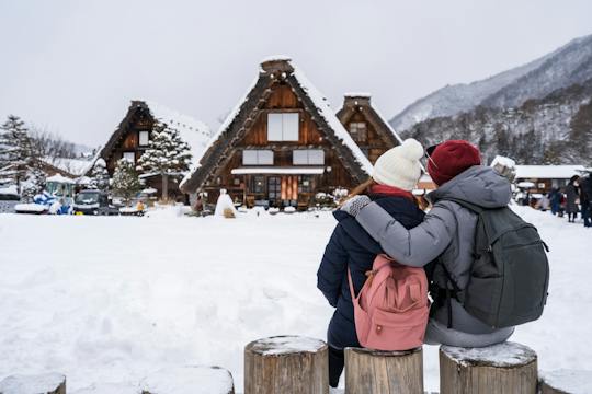 Shirakawago and Kanazawa guided day tour from Osaka