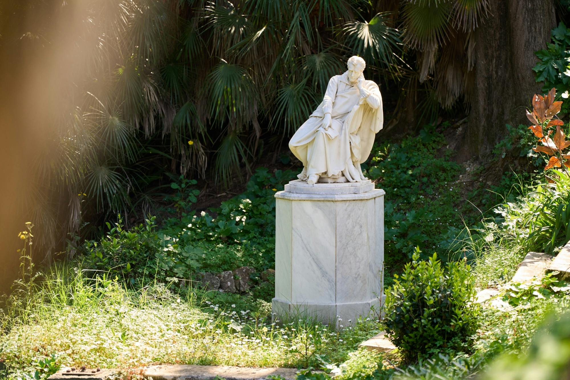 Corfu tour with Achillion Palace and Paleokastritsa