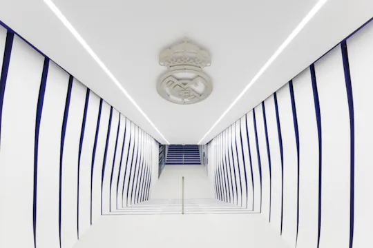 Visita guiada ao Estádio Santiago Bernabéu e ao Museu das Lendas