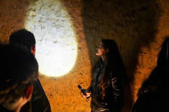 Geführte Höhlenführung mit Tourguide und traditioneller Aperitif in Santarcangelo