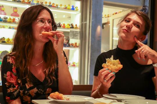 Venice walking food tour with tastings