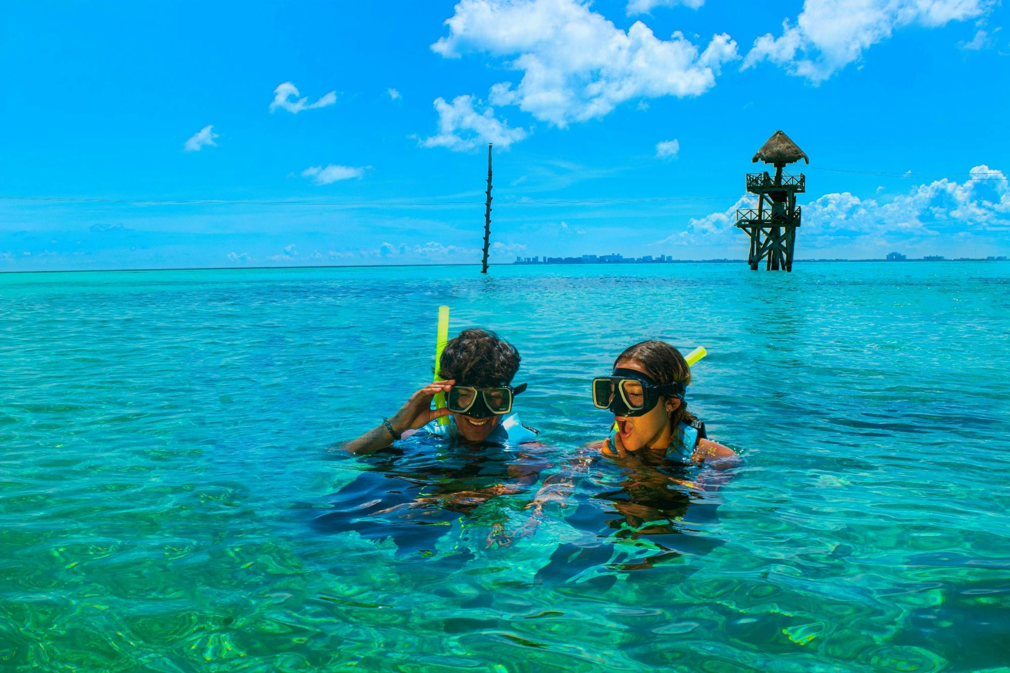 Full-day tour to Garrafon Natural Park