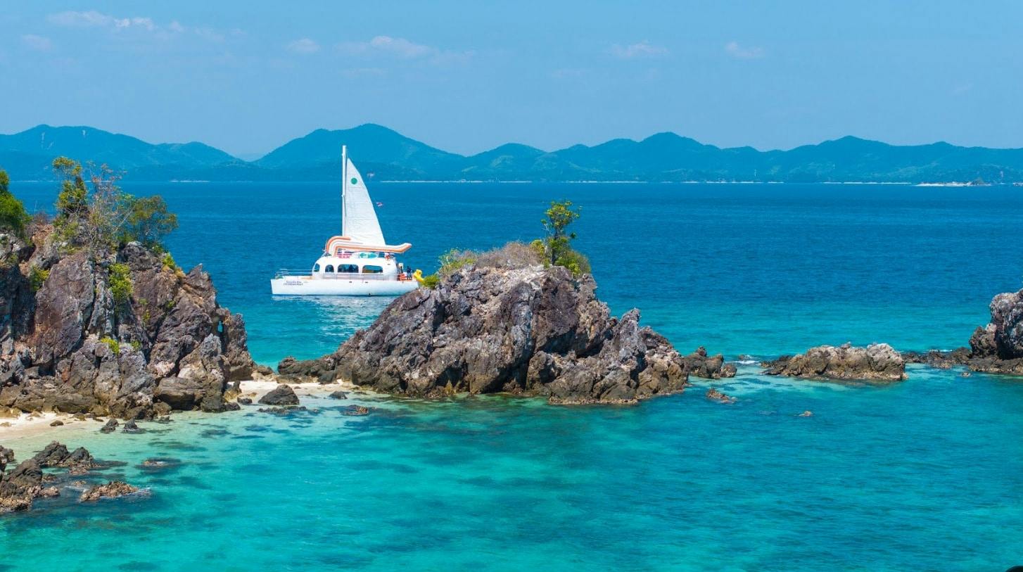 Half-day tour to Khai and Maiton islands from Phuket