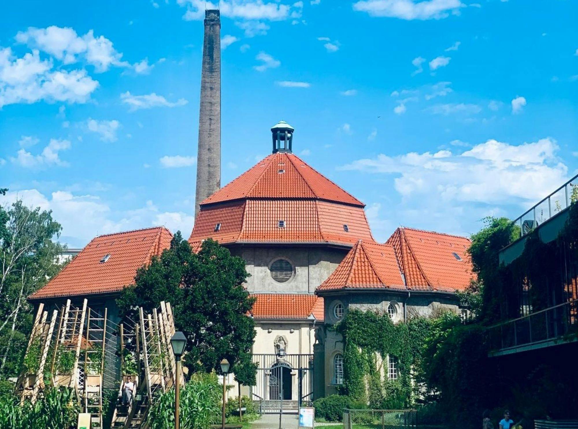 Berlin's Wedding district walking tour and history experience