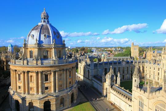 Guided tour of Oxford, Cotswolds, Stratford-Upon-Avon, Warwick Castle
