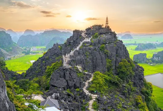 Excursão de um dia a Ninh Binh em limusina de luxo a partir de Hanói