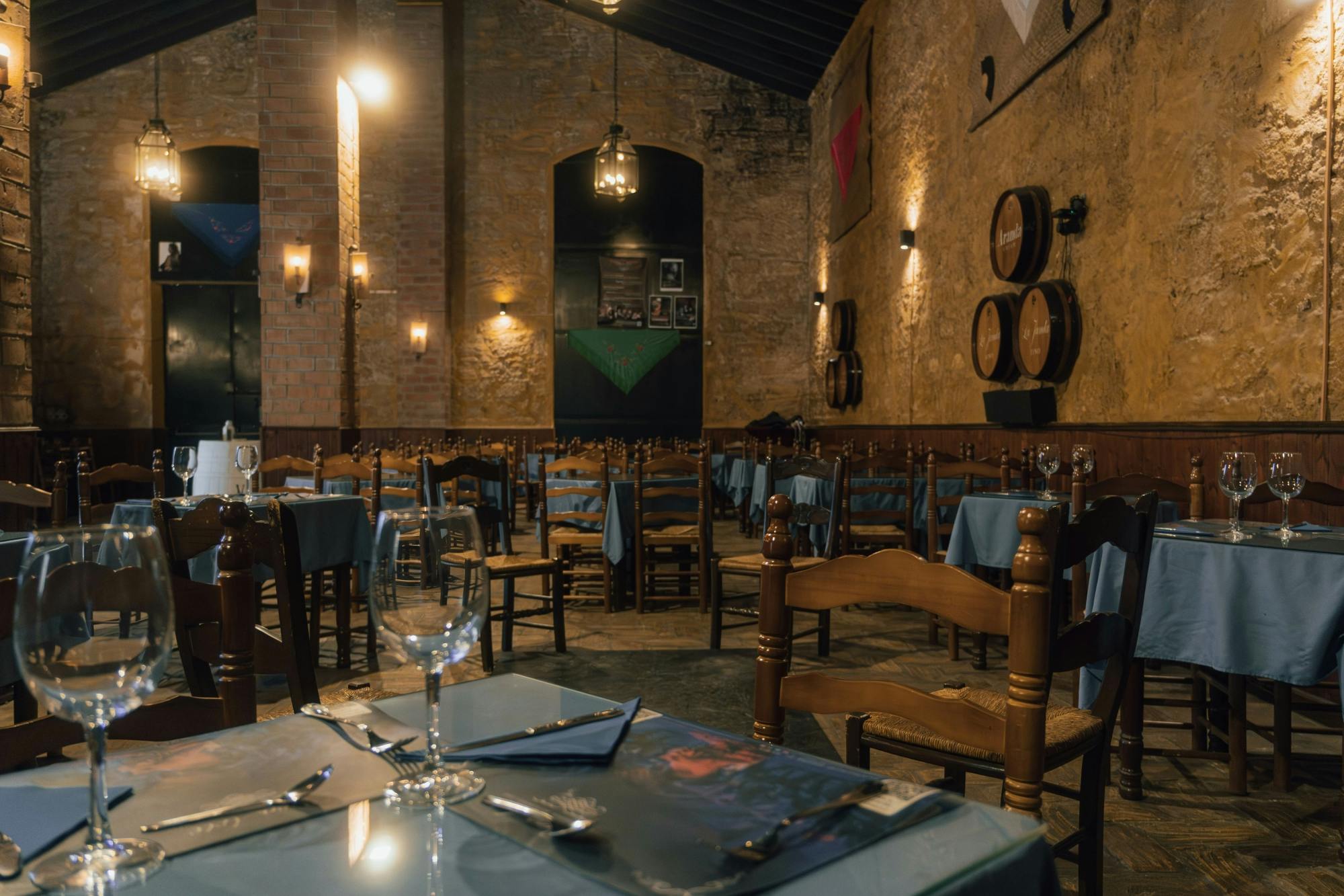 Puro Arte flamenco show and dining experience in Jerez