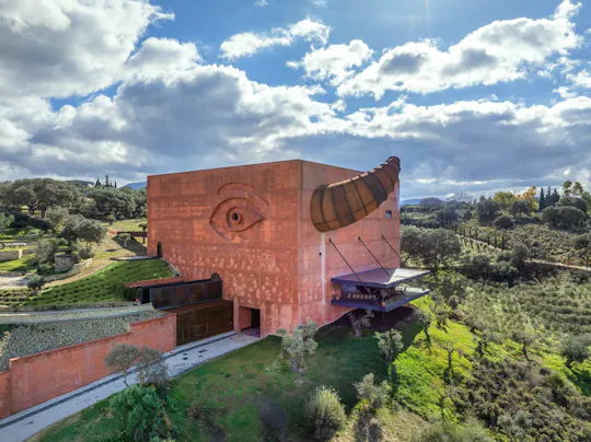 Almazara El Toro by Philippe Starck tour with olive oil tasting