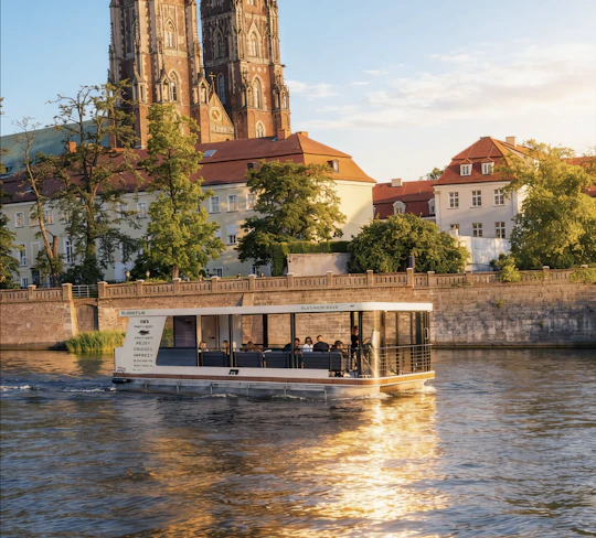 Wrocław catamaran cruise with multilingual audio guide