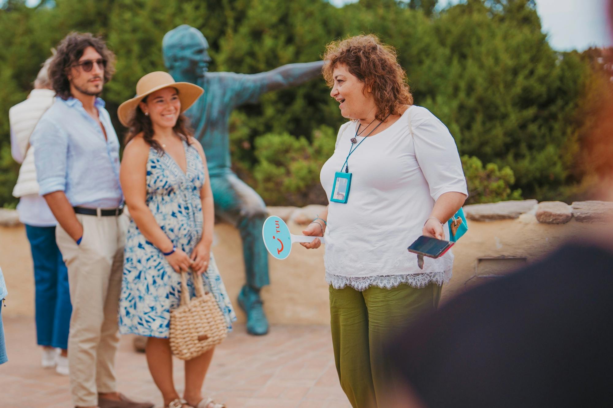 Guided tour of Costa Smeralda with Porto Cervo and beach time