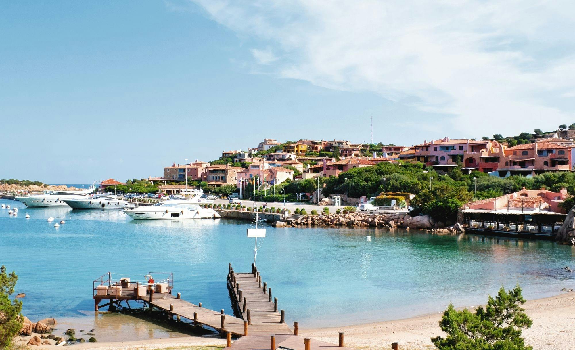 Guided tour of Costa Smeralda with Porto Cervo and beach time