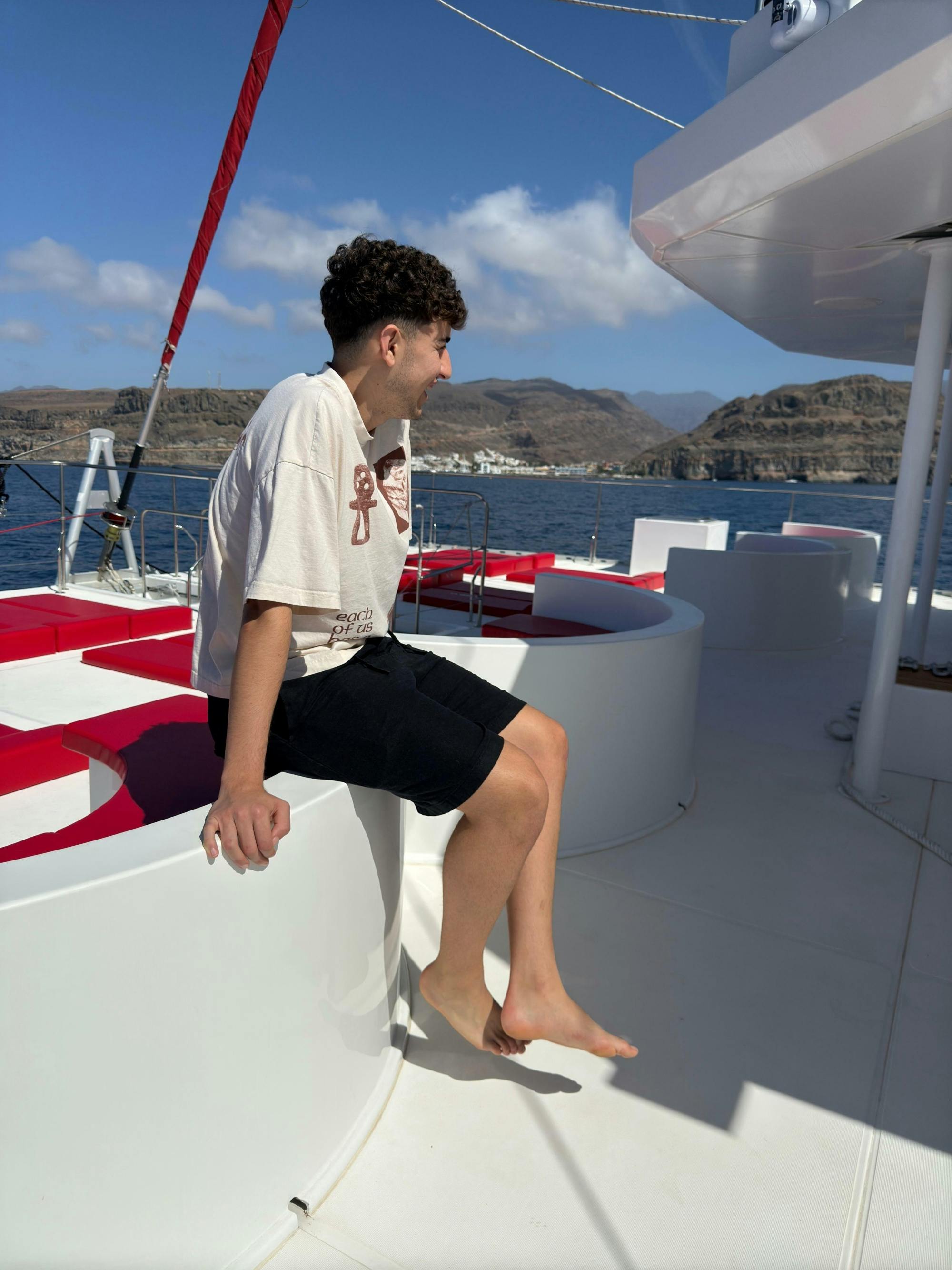 Two-hour Oby Catamaran ocean escape in Gran Canaria with swim stop