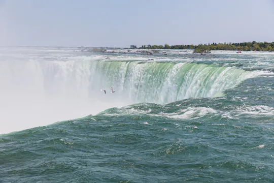 Torre Skylon das Cataratas do Niágara e visita guiada por detrás das cataratas