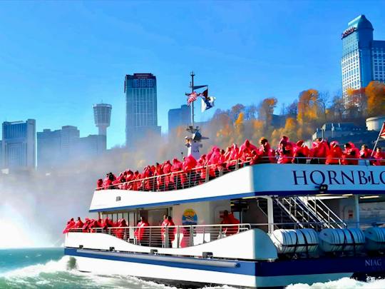 Niagara Falls small-group day tour from Toronto