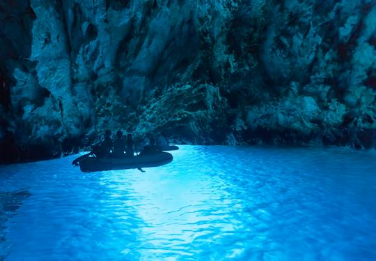 Day tour from Split to the Blue Cave, five islands and Hvar
