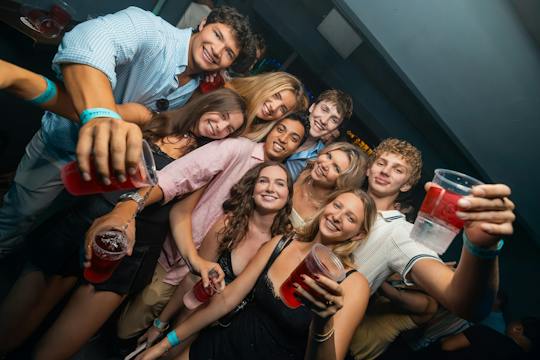 Sáltese las colas en un pub con trato VIP en Praga