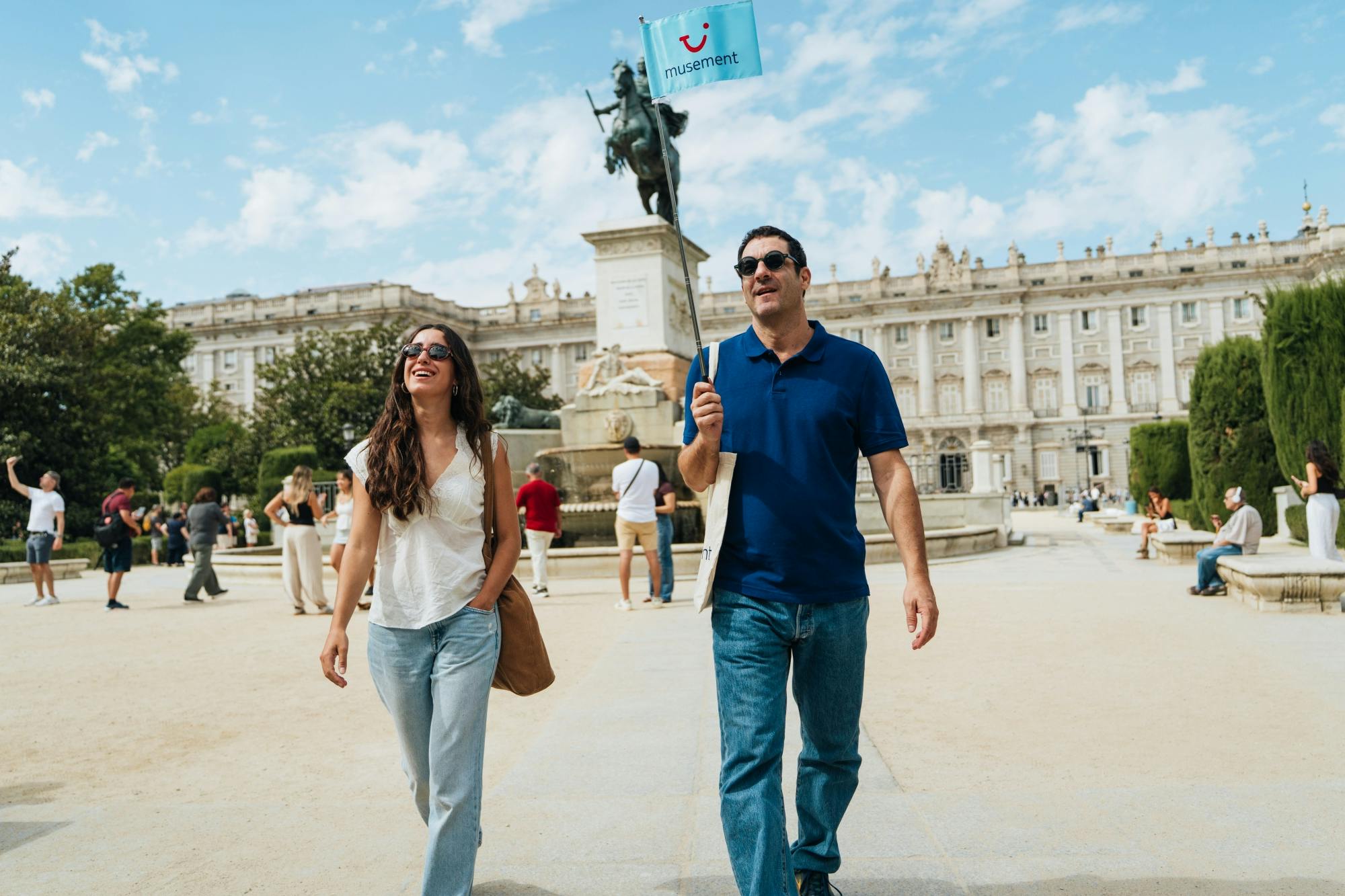 Visita privada pela Madrid dos Habsburgos com guia local