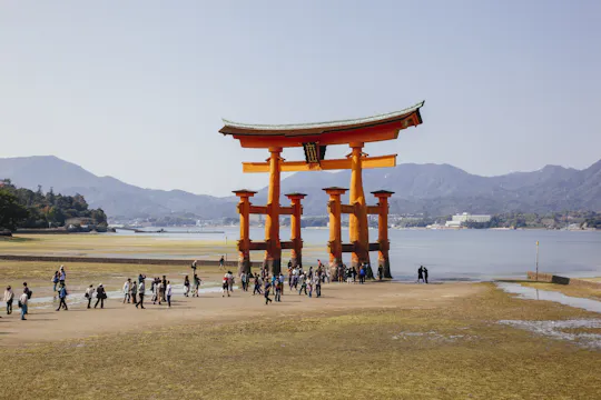 Viagem de um dia a Hiroshima e Miyajima em comboio de alta velocidade a partir de Quioto