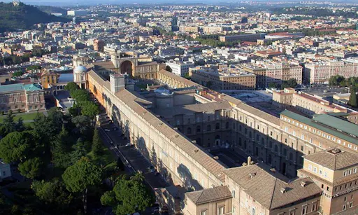 Vatican Museums, St. Peter’s and Sistine Chapel: Tickets and Skip the line Private Tour