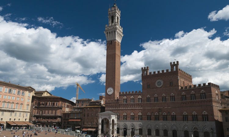 Siena, San Gimignano and Chianti with traditional food and wine tasting