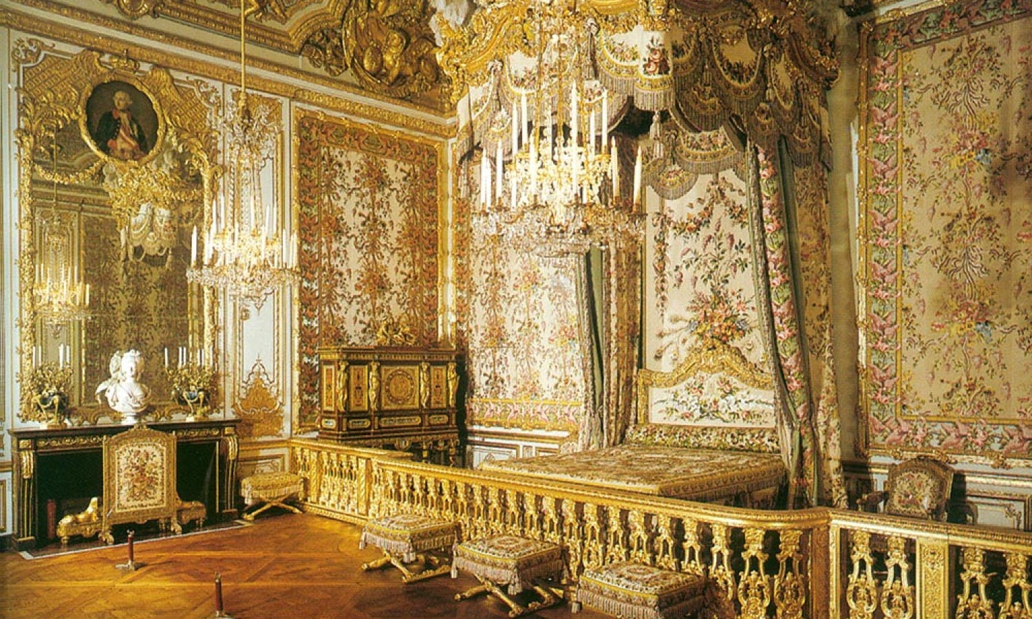 Palace of Versailles Guided Visit