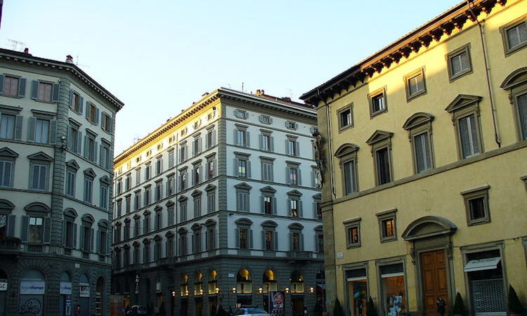 Best of Florence Coach Tour with Uffizi Gallery: Skip the Line Tickets and Guided Visit