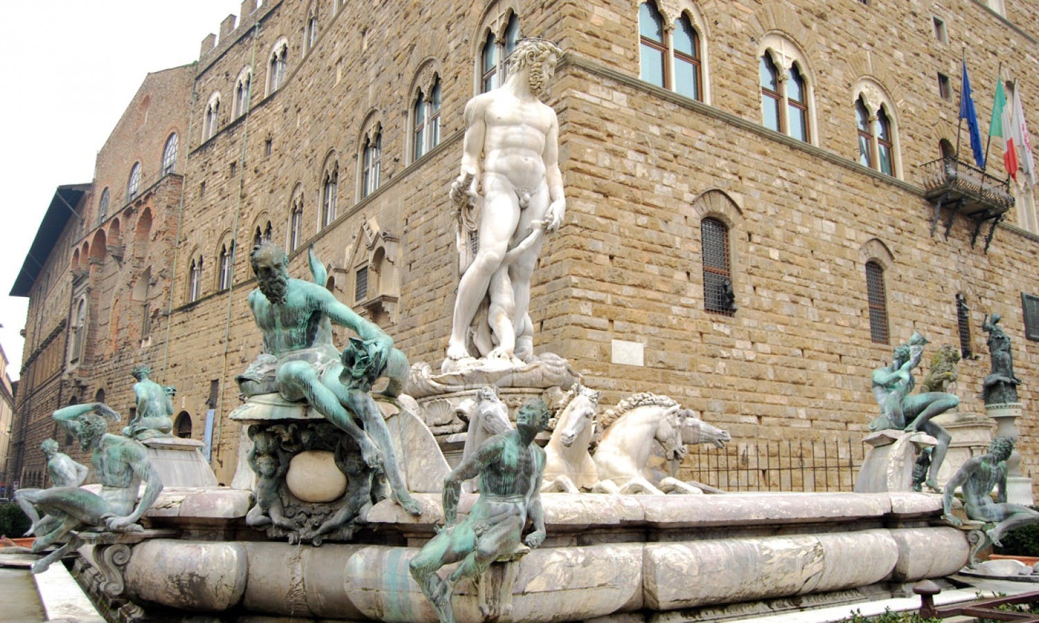 Secret Florence: Palazzo Vecchio Secret Passages Guided Tour with Lunch