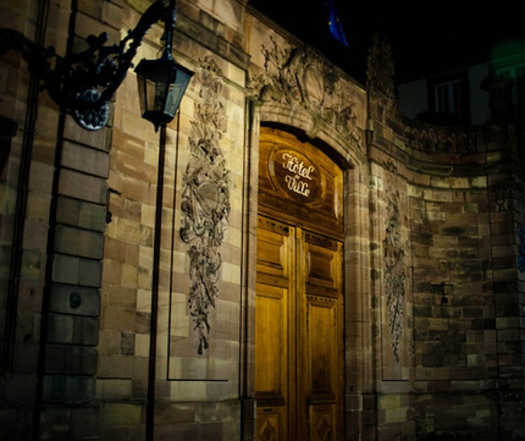 Secret Paris Guide: Hidden Bike Routes, Catacombs Secret Rooms Secret Paris Guide: Hidden Bike Routes, Catacombs Secret Rooms