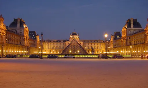 The Dark Heart of Paris - Guided Walking Tour