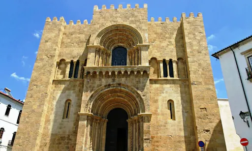 Fátima and Coimbra Tour - Full Day