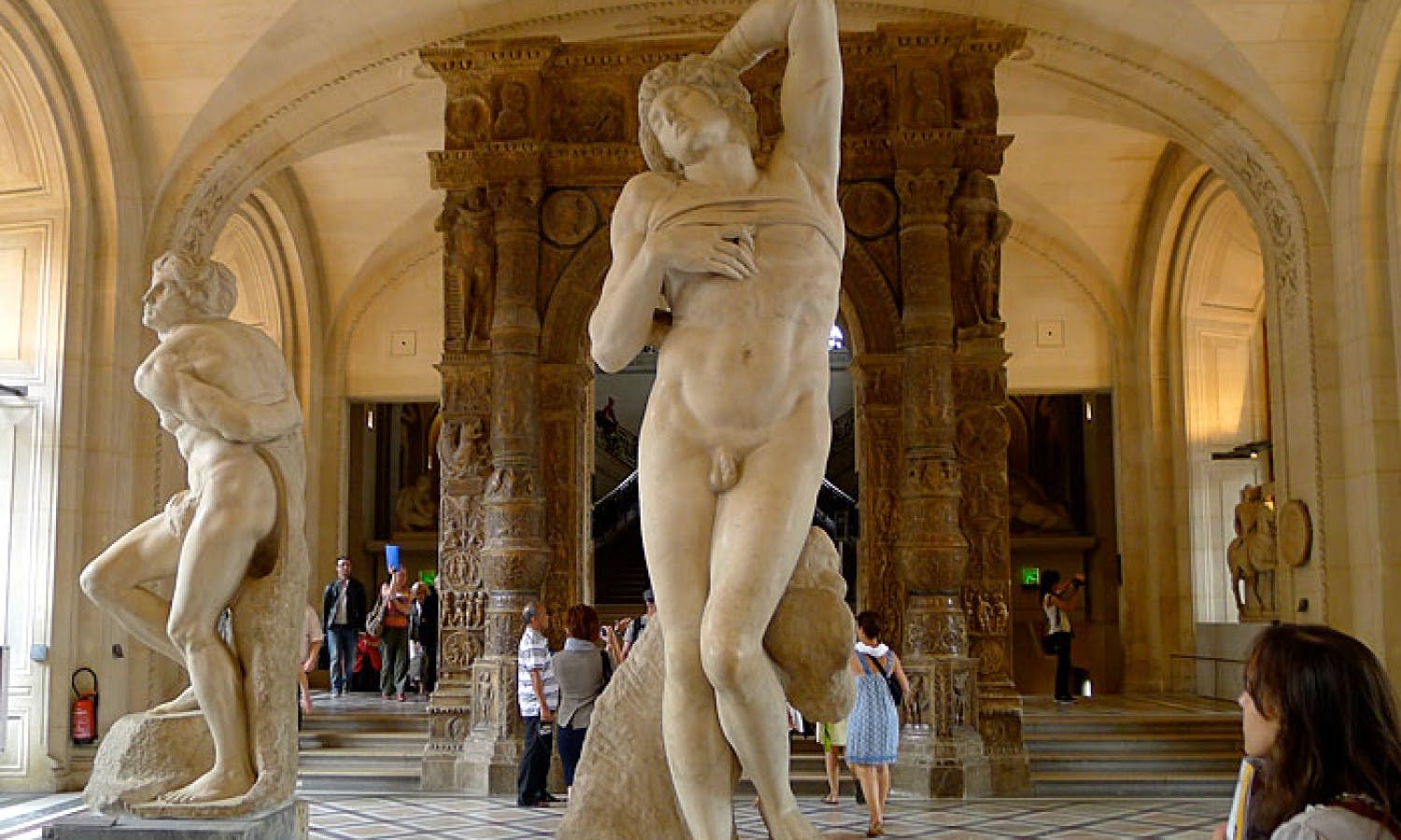 Louvre Museum: Skip the Line Tickets and Highlights Tour