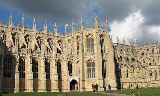 Stonehenge, Oxford, & Windsor Castle Guided Tour with Tickets3