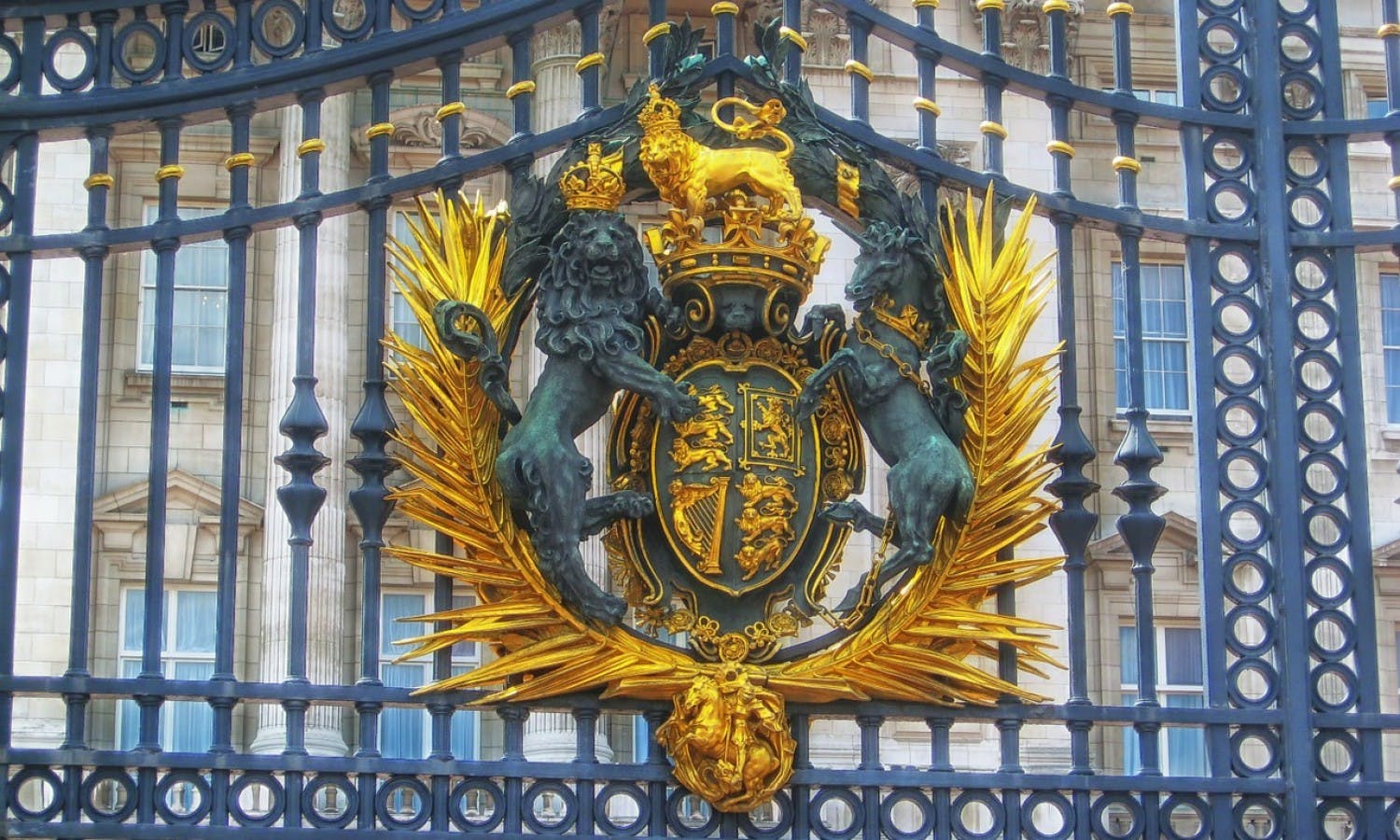Buckingham Palace - Tour and Tickets - Gate Coat of Arms