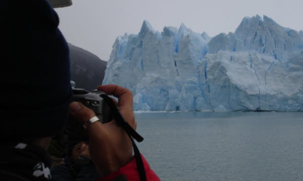 Perito Moreno Glacier Tour with Safari boat musement