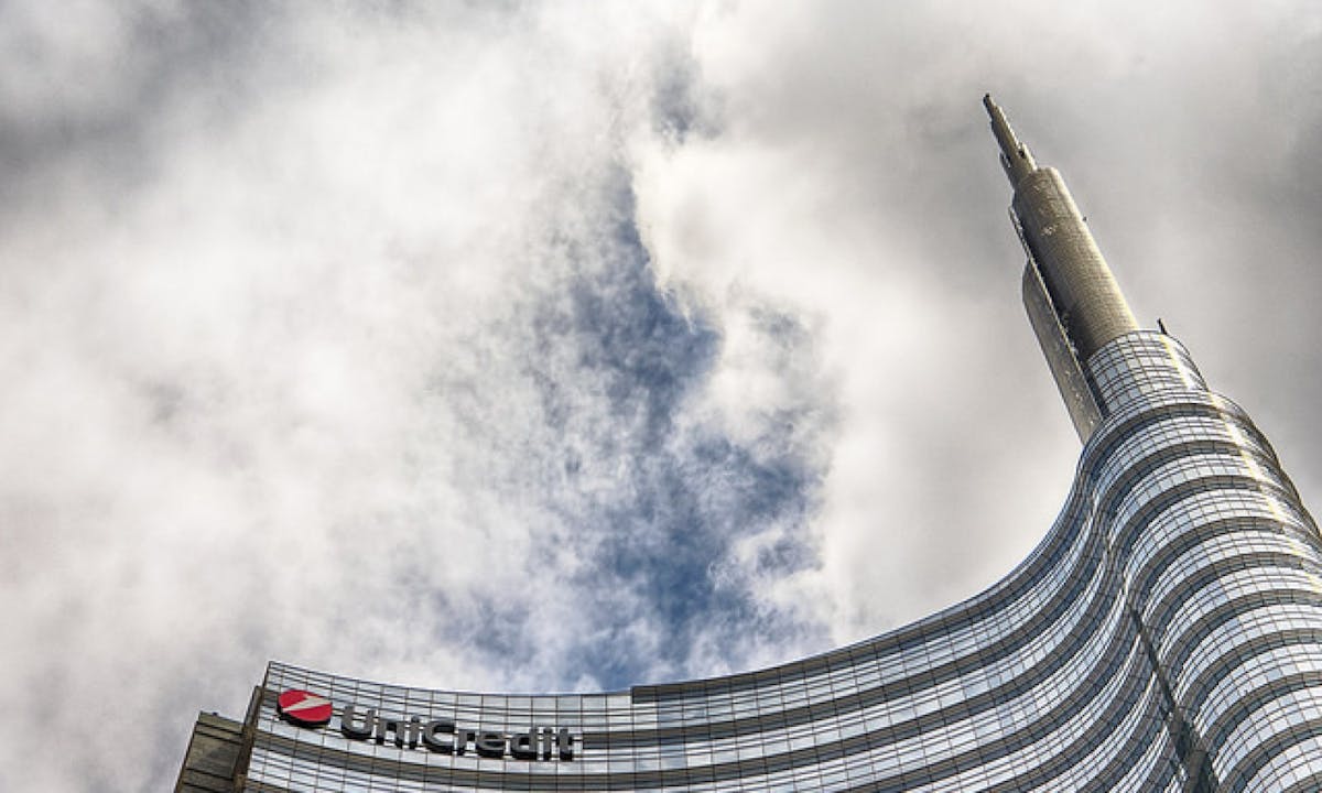 Tour of the New Architecture in Milan: Skyscrapers, Urban Developments and Design