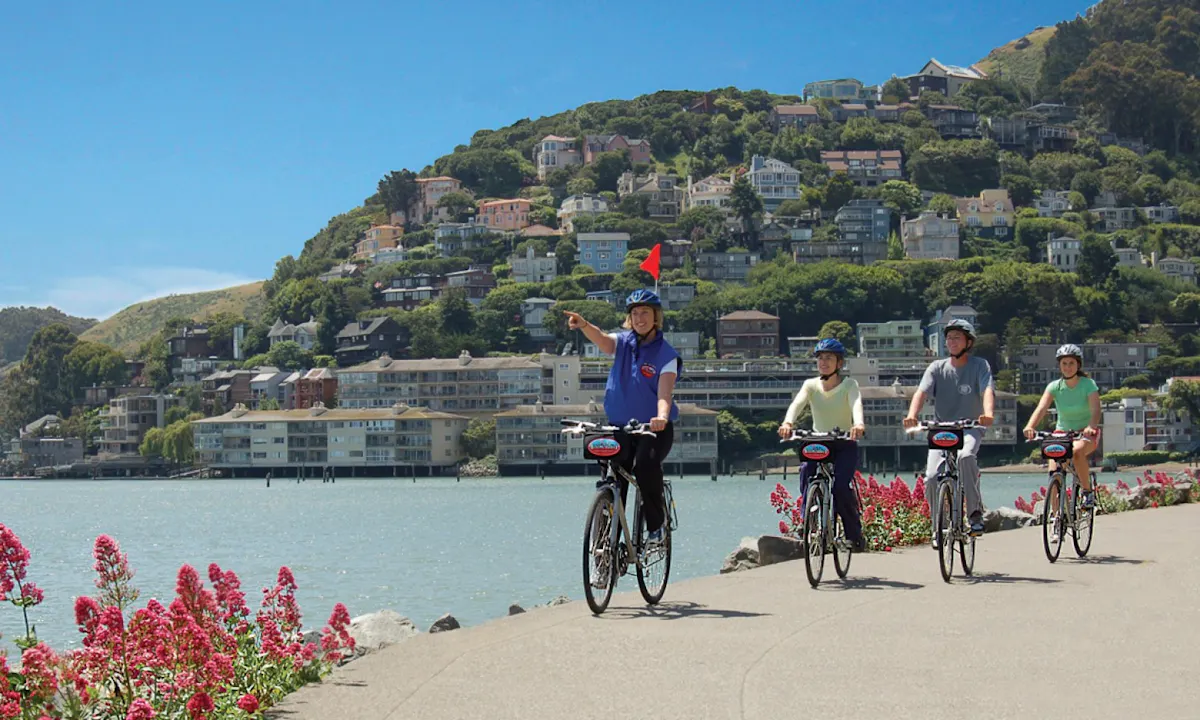 golden gate - tour - bicycle - sausalito