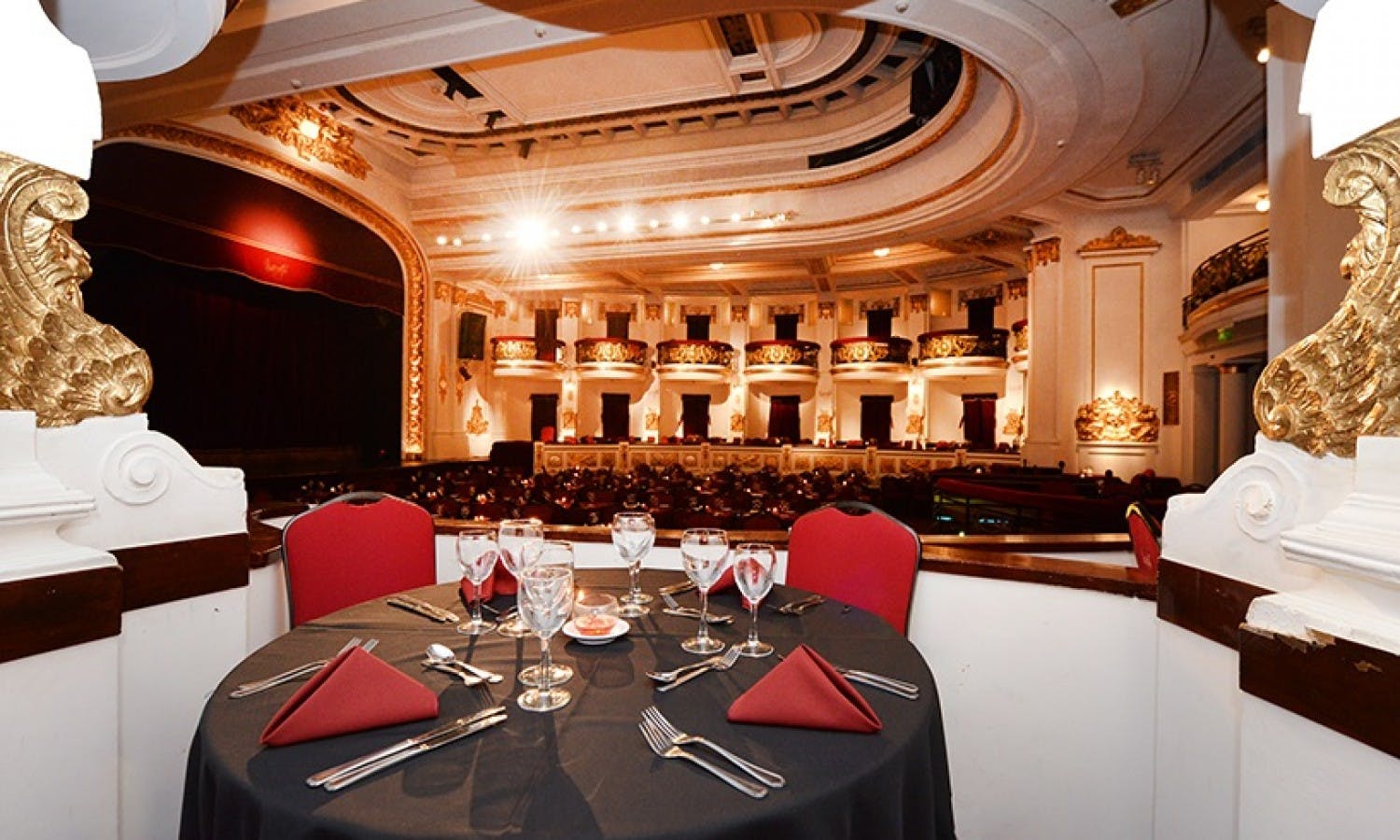 Piazzolla Dinner and Tango show in Buenos Aires