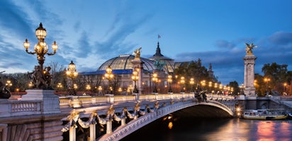 Paris By Night Tour With Eiffel Tower Skip The Line Tickets Bus